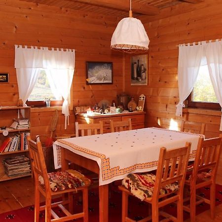 Cabin Menka Sirogojno Eksteriør bilde